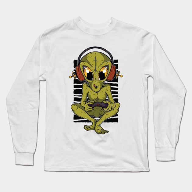 The green  Alien Gamer Long Sleeve T-Shirt by FelippaFelder